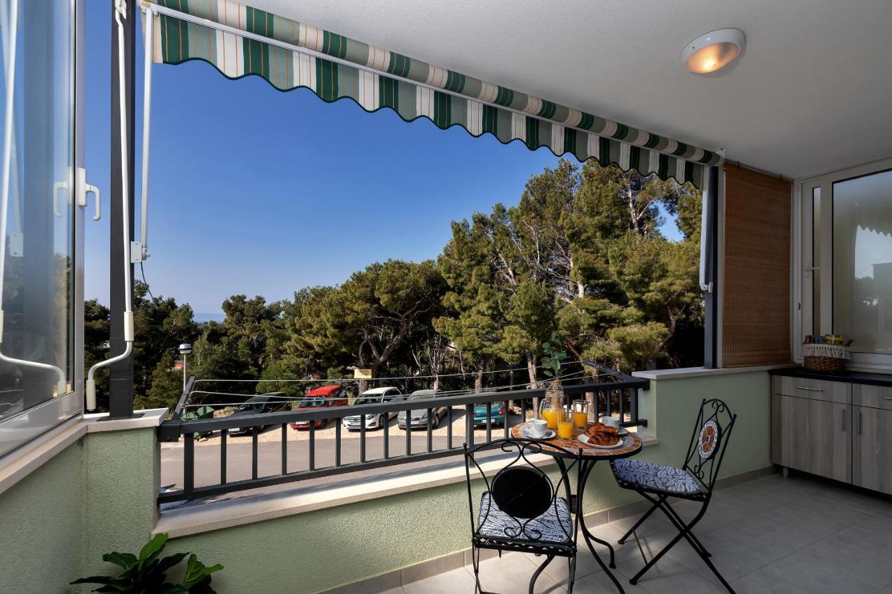 Apartment Pine Fine With Free Parking 마카르스카 외부 사진
